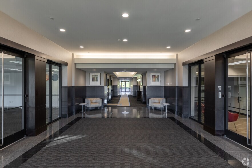 More Photos Of 5410 Maryland Way, Brentwood Unknown For Lease