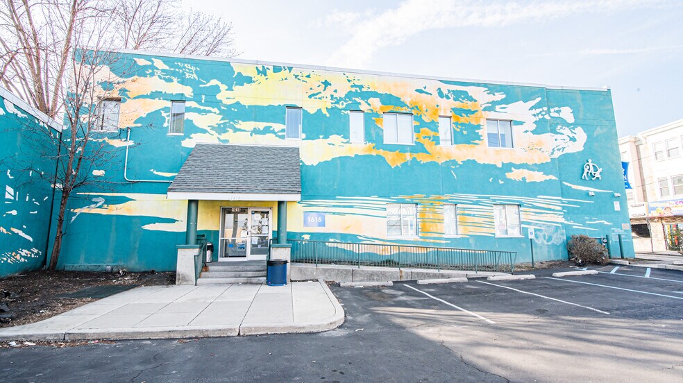 Primary Photo Of 1616 Orthodox St, Philadelphia Schools For Sale