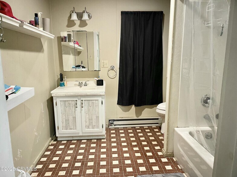 More Photos Of 300-302 N 3rd St, Mifflinburg Apartments For Sale