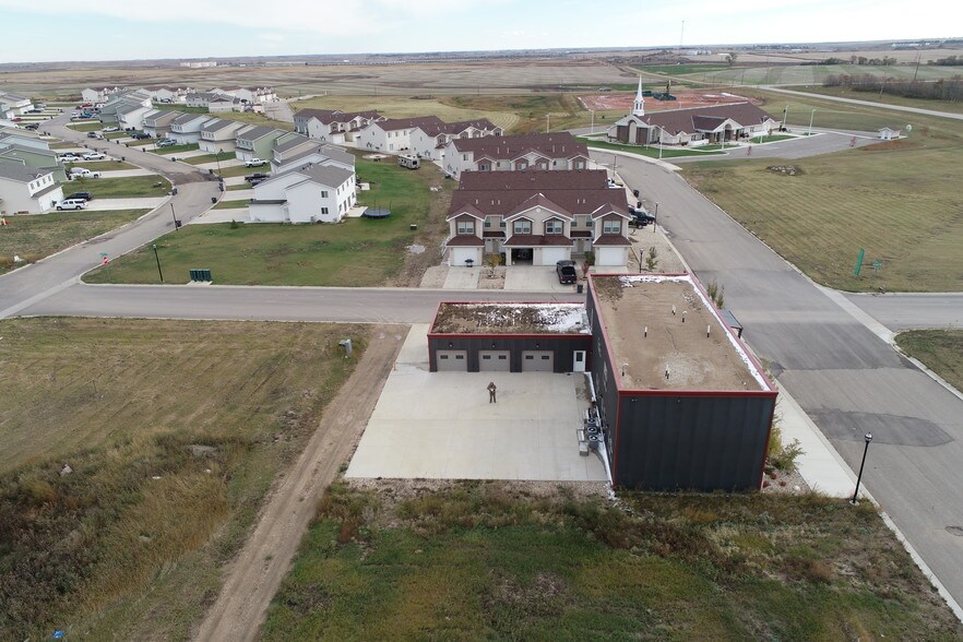 More Photos Of 299 Prairie Dr, Stanley Office For Sale