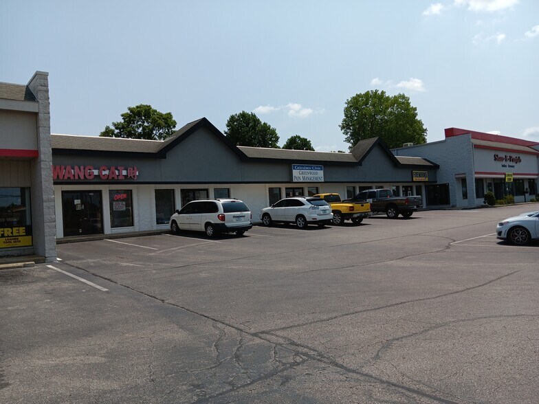 Primary Photo Of 205-239 S State Road 135, Greenwood Storefront For Lease