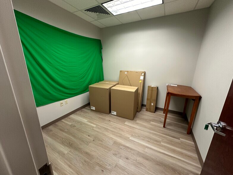 More Photos Of 2151 Airline Dr, Bossier City Unknown For Lease