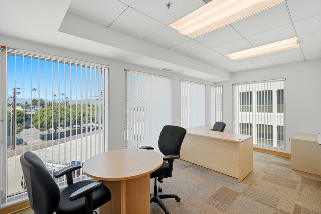 More Photos Of 2727 W Alameda Ave, Burbank Medical For Sale