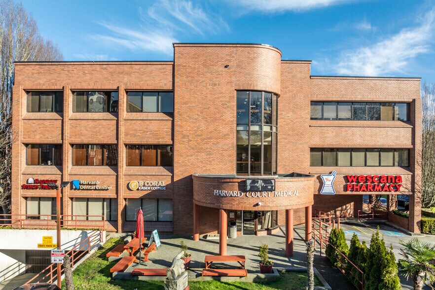 More Photos Of 6935 120th St, Delta Medical For Lease