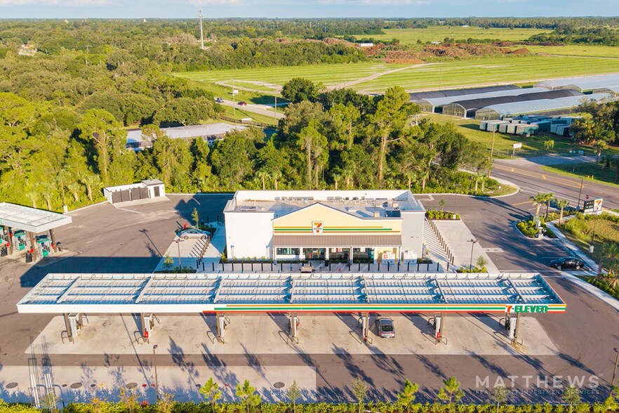 Primary Photo Of 1350 Cowboy way, LaBelle Convenience Store For Sale