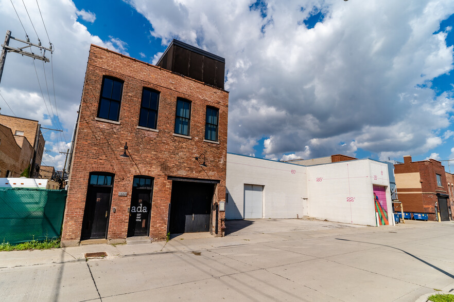 Primary Photo Of 1658 N Ada St, Chicago Loft Creative Space For Lease