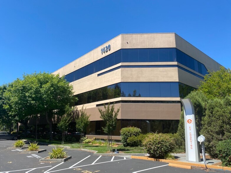 More Photos Of 1420 N McDowell Blvd, Petaluma Office For Lease