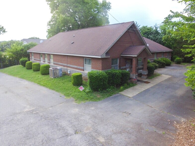 More Photos Of 20 Mayfield St, Greenville Office Residential For Sale