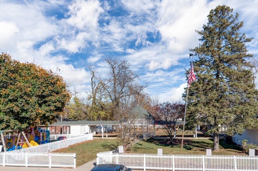 More Photos Of 100 Obetz Rd, Columbus Daycare Center For Sale