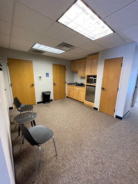 More Photos Of 1290-1294 Hosford St, Hudson Office For Lease