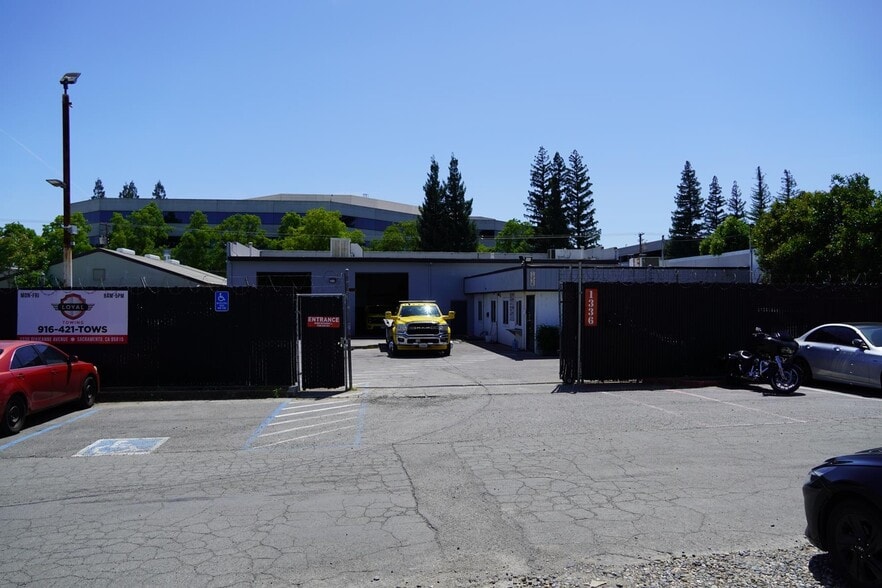 More Photos Of 1336-1340 Dixieanne Ave, Sacramento Warehouse For Sale