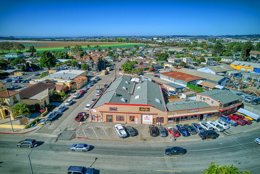 More Photos Of 74-82 Porter Dr, Watsonville Warehouse For Sale