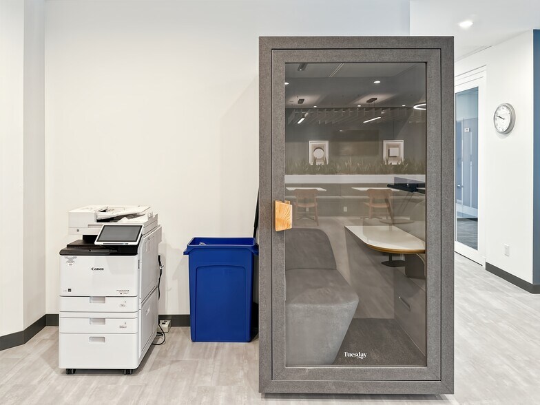 More Photos Of 5455-5477 152 St, Surrey Coworking Space