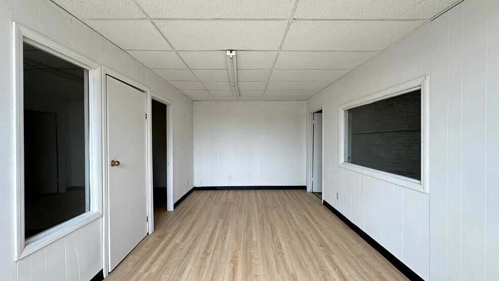 More Photos Of 816-824 2nd Ct W, Birmingham Manufacturing For Lease