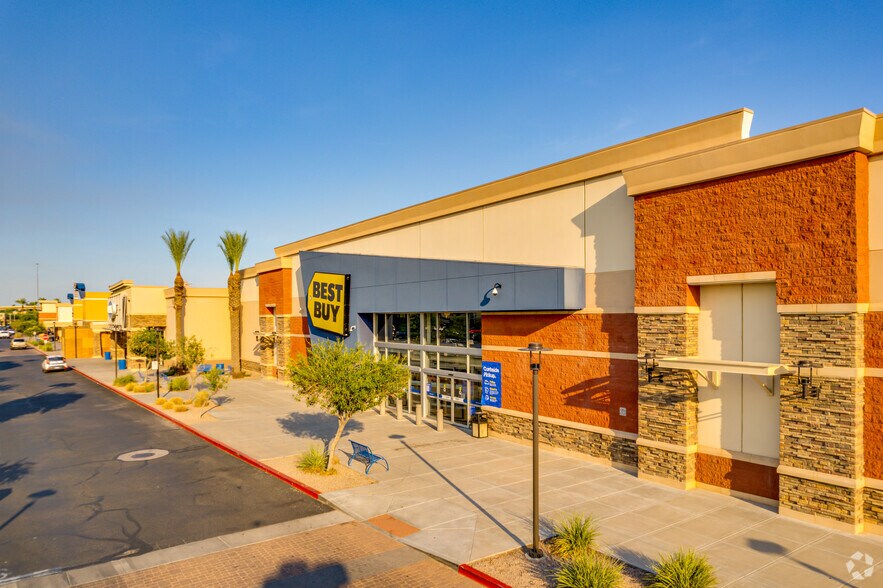 More Photos Of 9905-10125 W McDowell Rd, Avondale Unknown For Lease