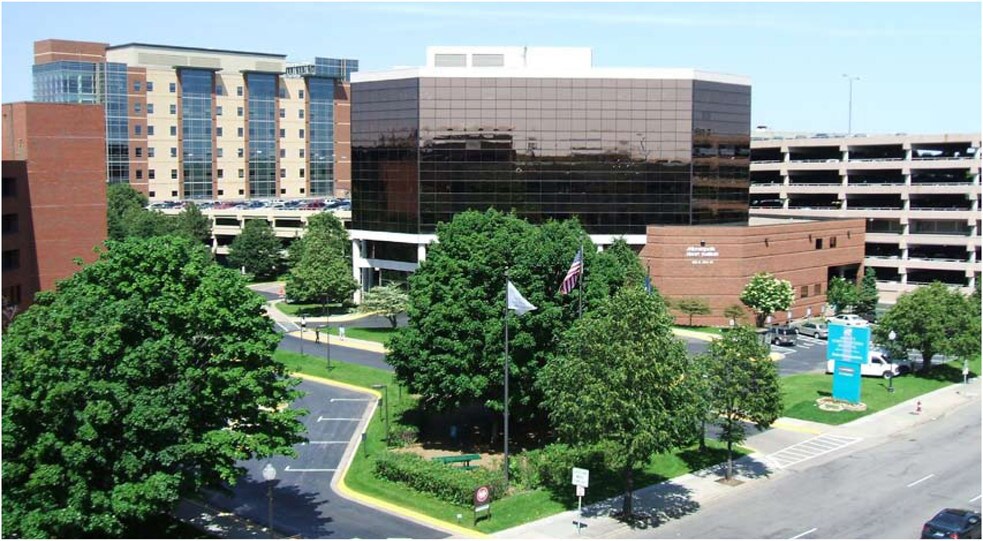 Primary Photo Of 920 E 28th St, Minneapolis Medical For Lease