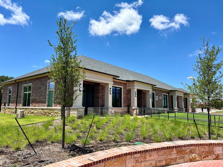 Primary Photo Of 7700 Preston Rd, Frisco Medical For Sale