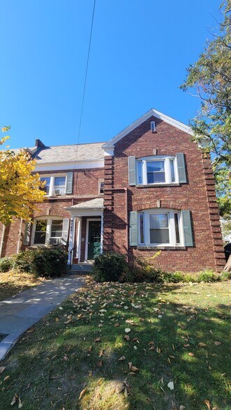 Primary Photo Of 4026 9th St NE, Washington Apartments For Sale