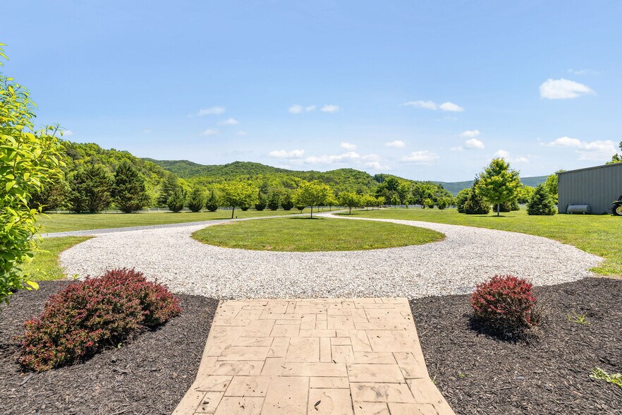 More Photos Of 4301 Longdale Furnace Rd, Clifton Forge Lodge Meeting Hall For Sale