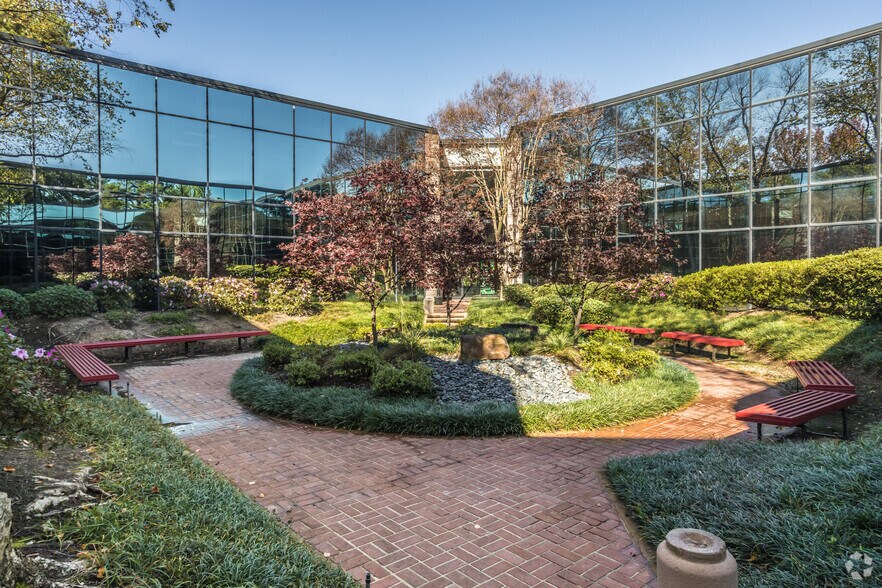 More Photos Of 1355 Lynnfield Rd, Memphis Unknown For Lease