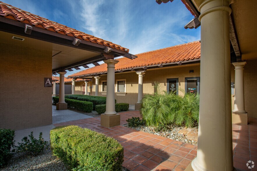 More Photos Of 5620 W Thunderbird Rd, Glendale Medical For Sale