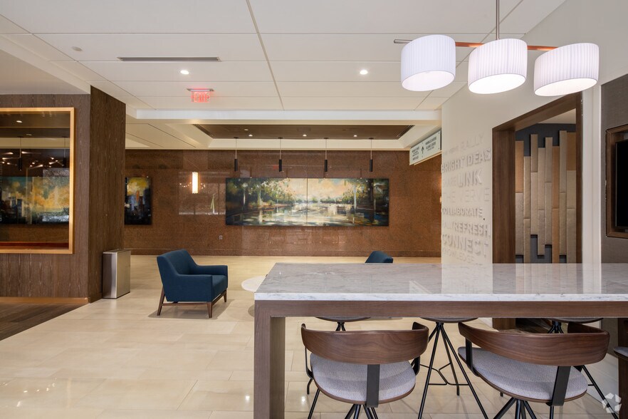 More Photos Of 3414 Peachtree Rd NE, Atlanta Office For Lease