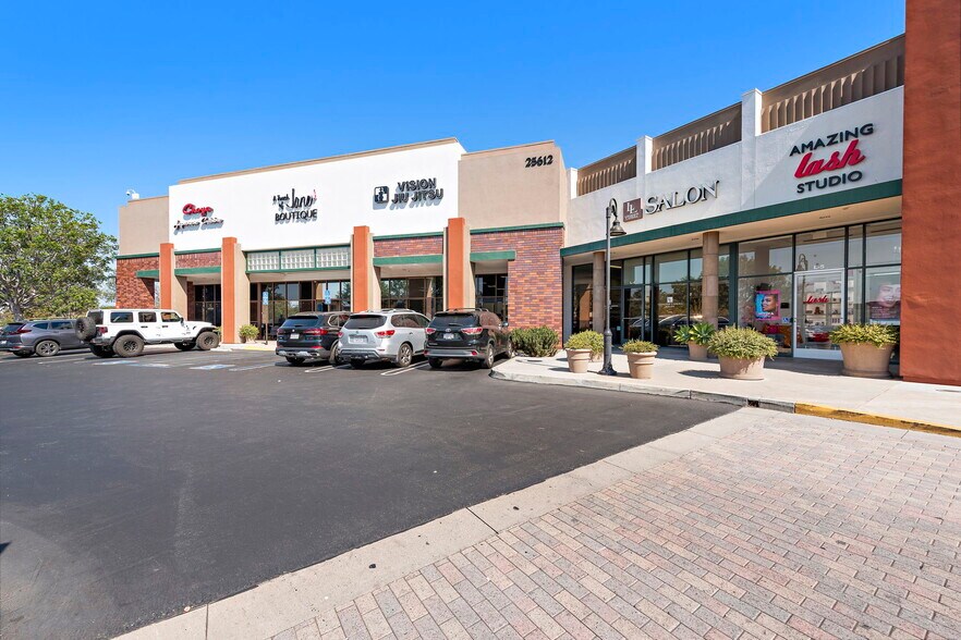 More Photos Of 25622 Crown Valley Pky, Ladera Ranch Unknown For Lease