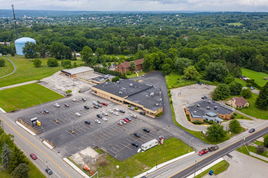 More Photos Of 823-829 Sharon New Castle Rd, Farrell Storefront Retail Office For Lease