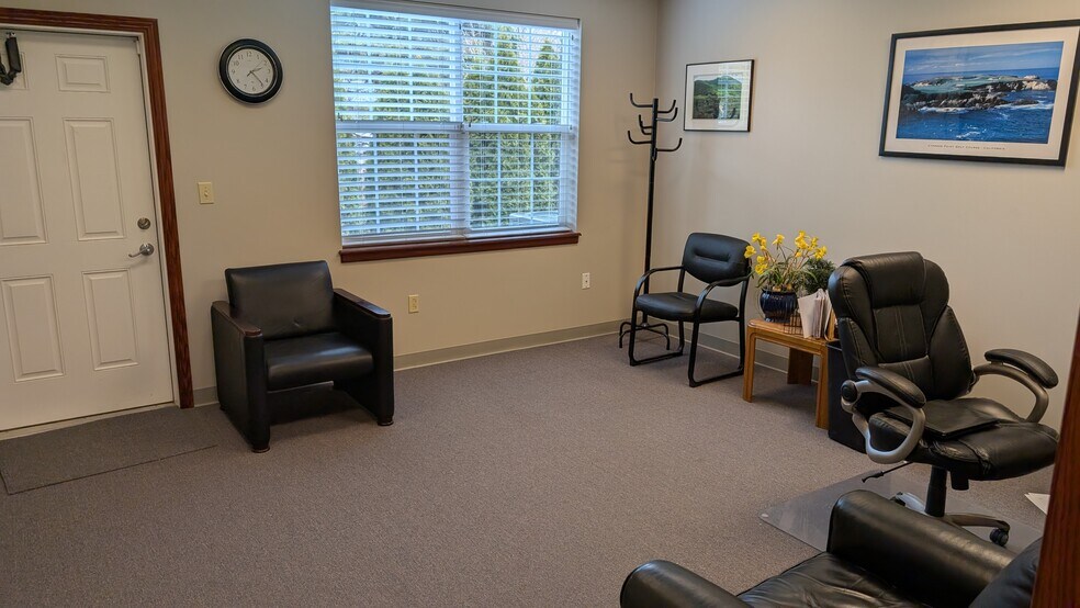 More Photos Of 36591 Center Ridge Rd, North Ridgeville Medical For Lease