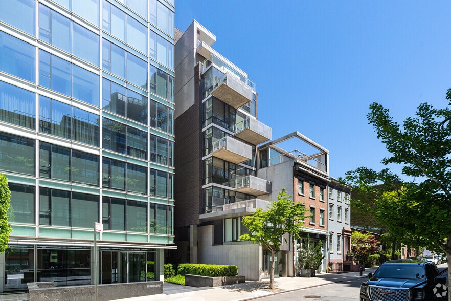 More Photos Of 163 Charles St, New York Apartments For Sale