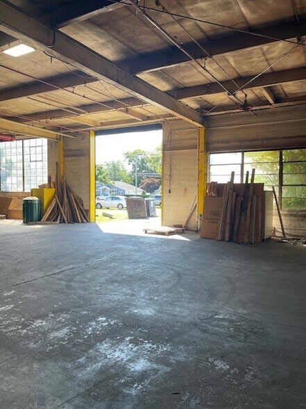 More Photos Of 2215 Union Blvd, Bay Shore Manufacturing For Sale