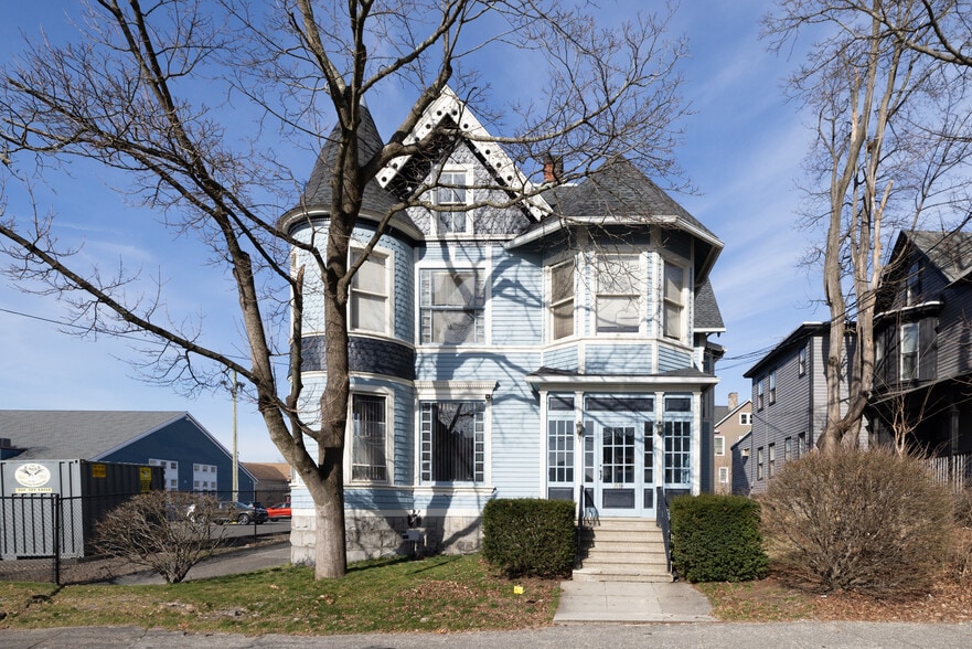 More Photos Of 59 Central Ave, Waterbury Office For Sale