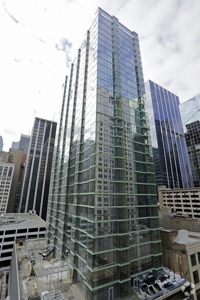 More Photos Of 215 W Lake St, Chicago Apartments For Lease