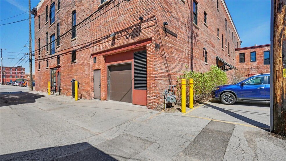 More Photos Of 102 Walnut St, Winona Office Residential For Sale