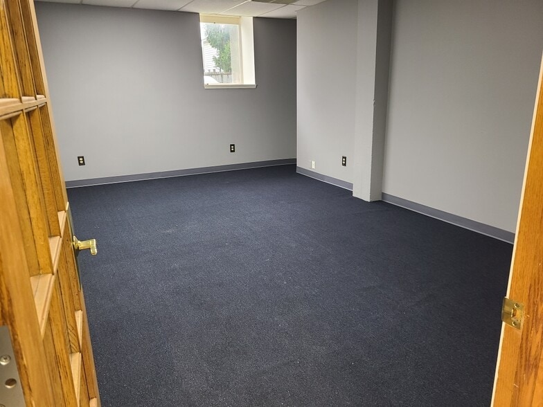 More Photos Of 40 Clinton St, Brockport Apartments For Lease