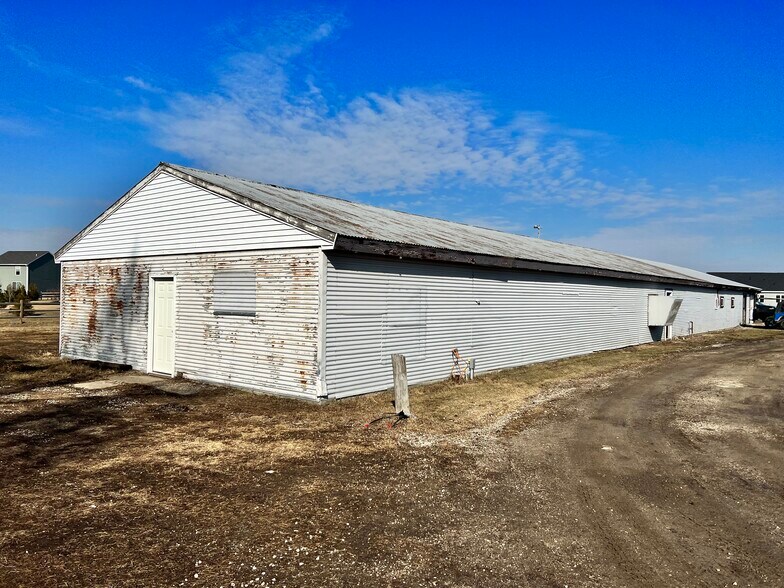 More Photos Of 13010 Five Point Rd, Perrysburg Manufacturing For Sale