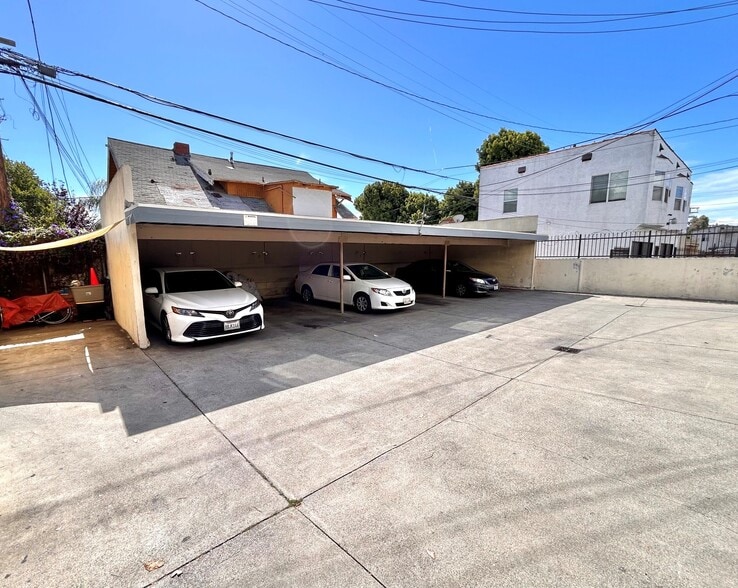 More Photos Of 6214 S Victoria Ave, Los Angeles Apartments For Sale