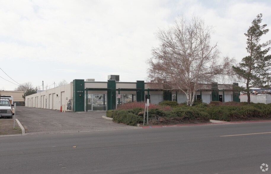 More Photos Of 1055 Industrial Way, Sparks Light Distribution For Lease