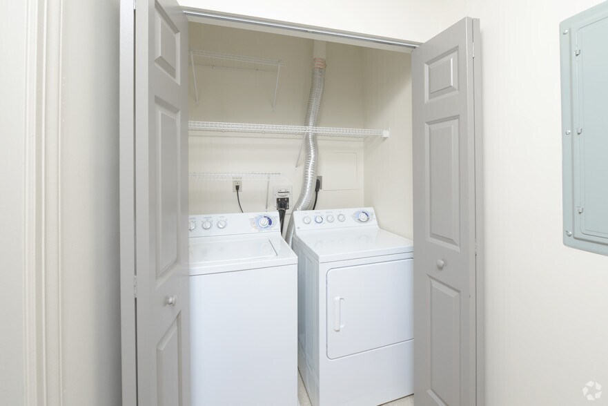 More Photos Of 1205 Hancock St, Quincy Apartments For Lease