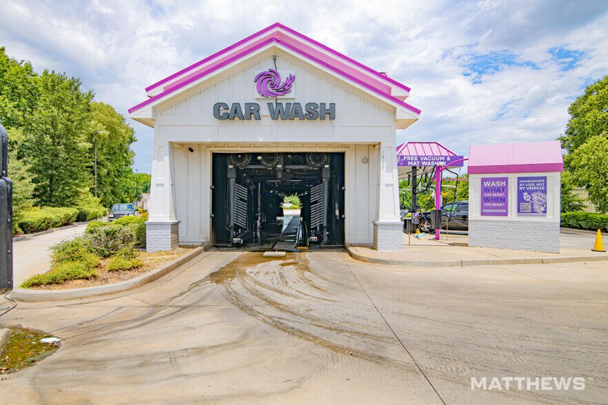 More Photos Of 1405 Woodruff Rd, Greenville Carwash For Sale