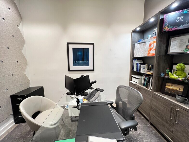 More Photos Of 1419 W Belmont Ave, Chicago Storefront Retail Residential For Sale