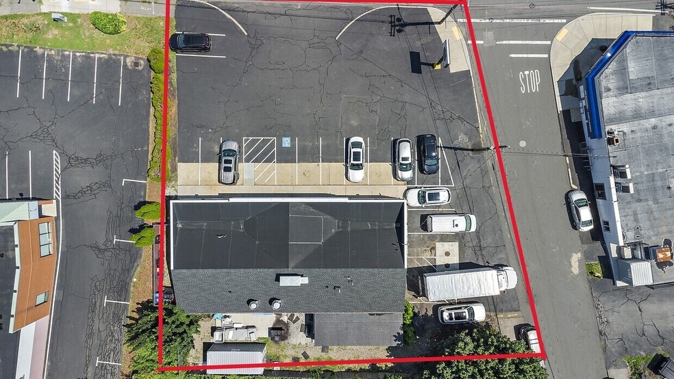 More Photos Of 190-194 Quincy Ave, Braintree Freestanding For Lease