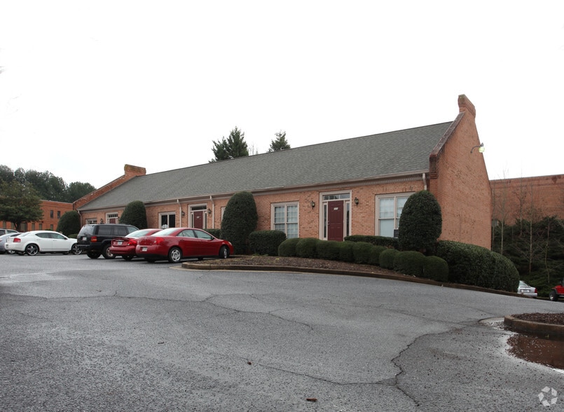 More Photos Of 188 Ben Burton Cir, Bogart Office For Sale