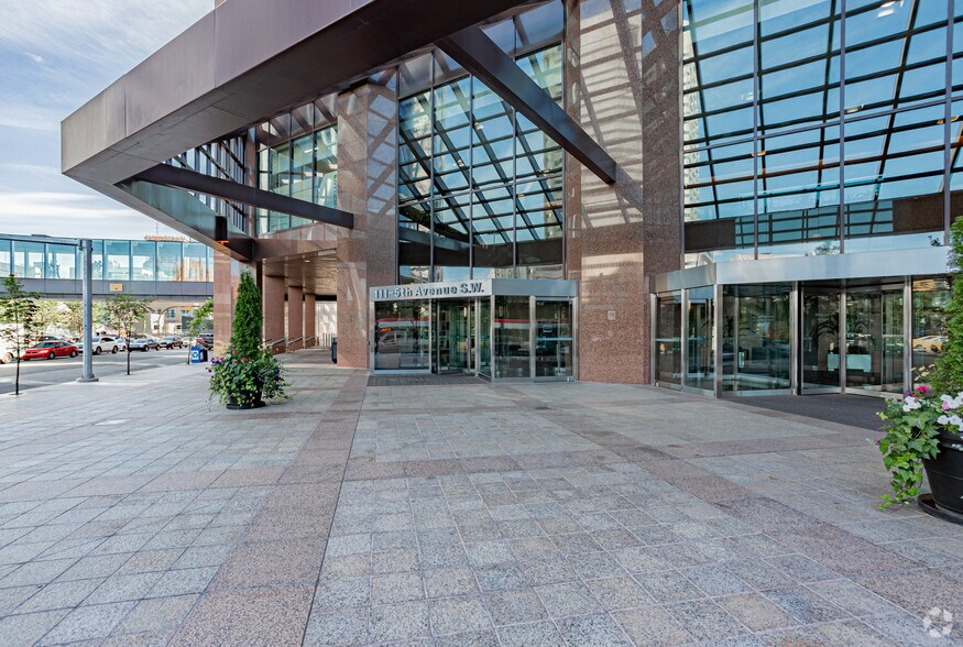 More Photos Of 111 5th Ave SW, Calgary Office For Lease