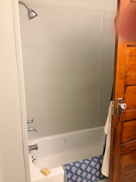 More Photos Of 405 Cogswell Ave, Syracuse Apartments For Sale