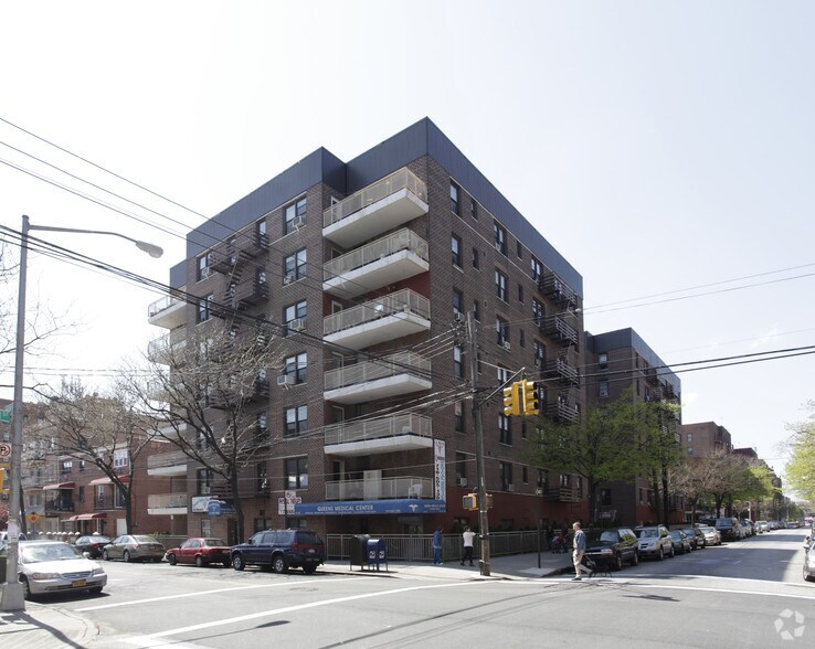 More Photos Of 41-42 Elbertson St, Elmhurst Apartments For Lease