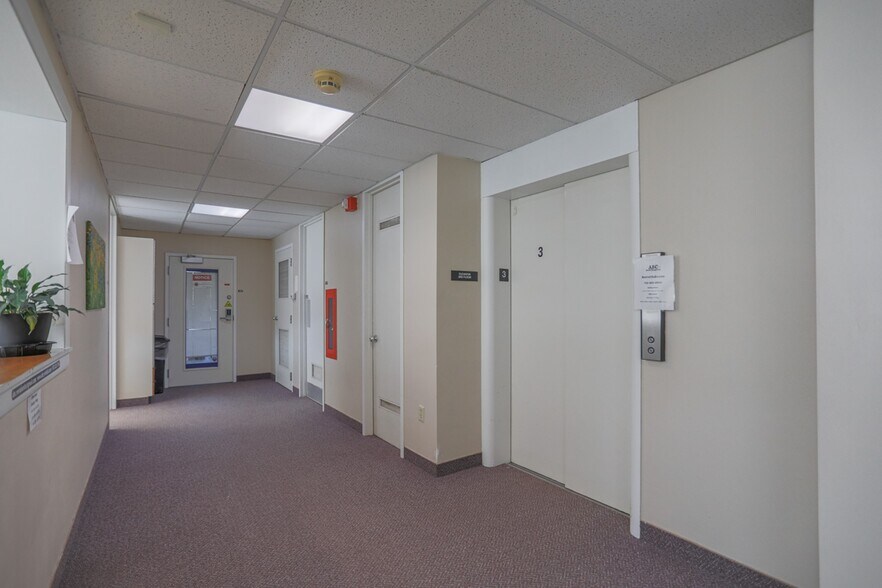 More Photos Of 2801 N 7th St, Wausau Medical For Sale