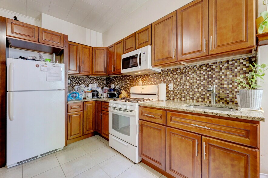 More Photos Of 91 Terhune Ave, Jersey City Apartments For Sale