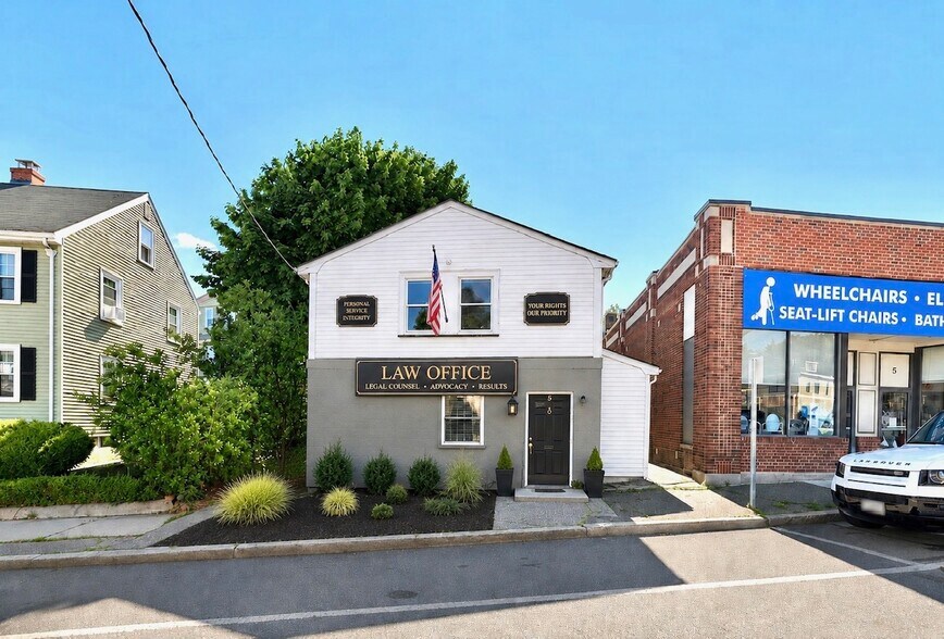 More Photos Of 11 Grove St, Belmont Specialty For Sale