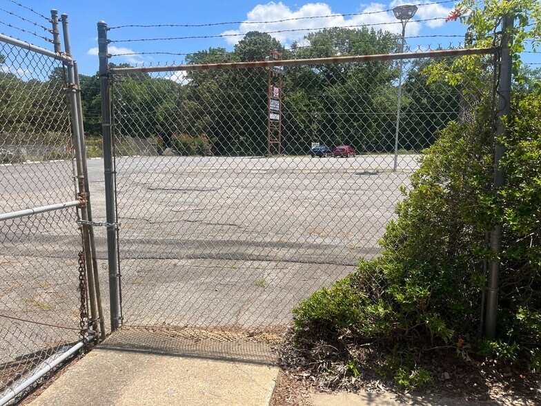 More Photos Of 11714 Arch St Pike, Little Rock Warehouse For Lease